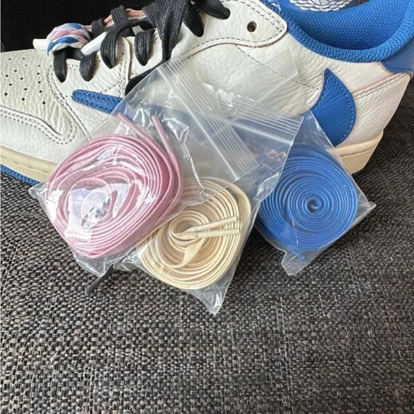 Jordan 1 Retro Low OG SP Fragment x Travis Scott (Sail/blue) - Picture 2 of 13